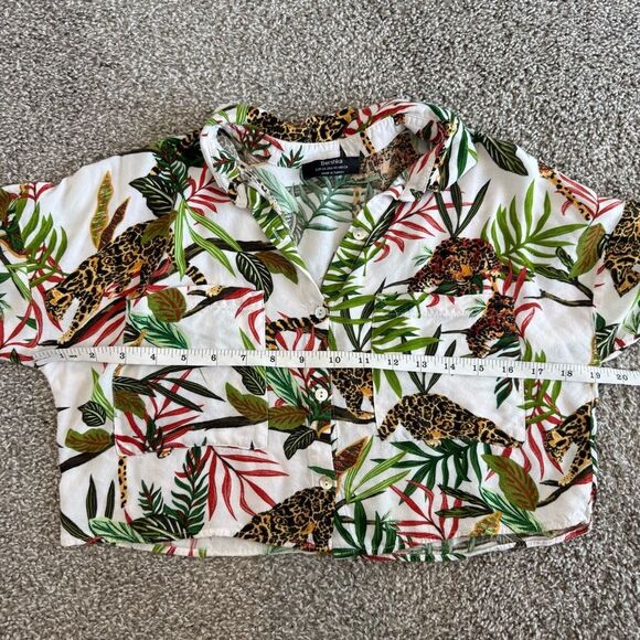 BERSHKA | Cropped button up - Picture 6 of 7